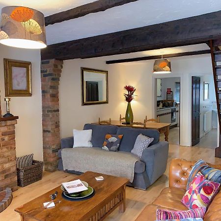 Cosy Central Windsor House Sleeps 4 Extérieur photo