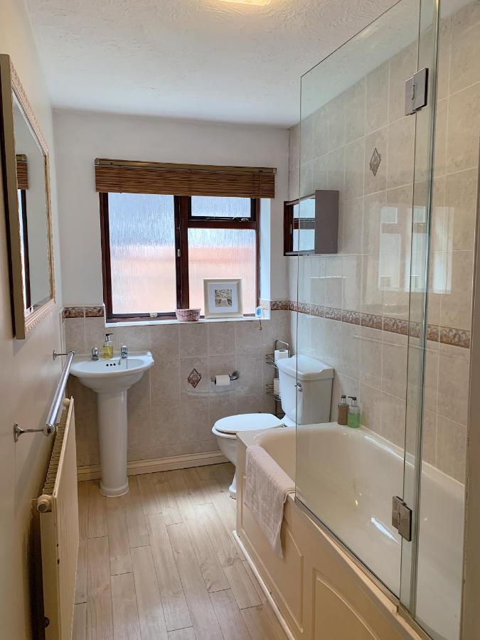 Cosy Central Windsor House Sleeps 4 Extérieur photo