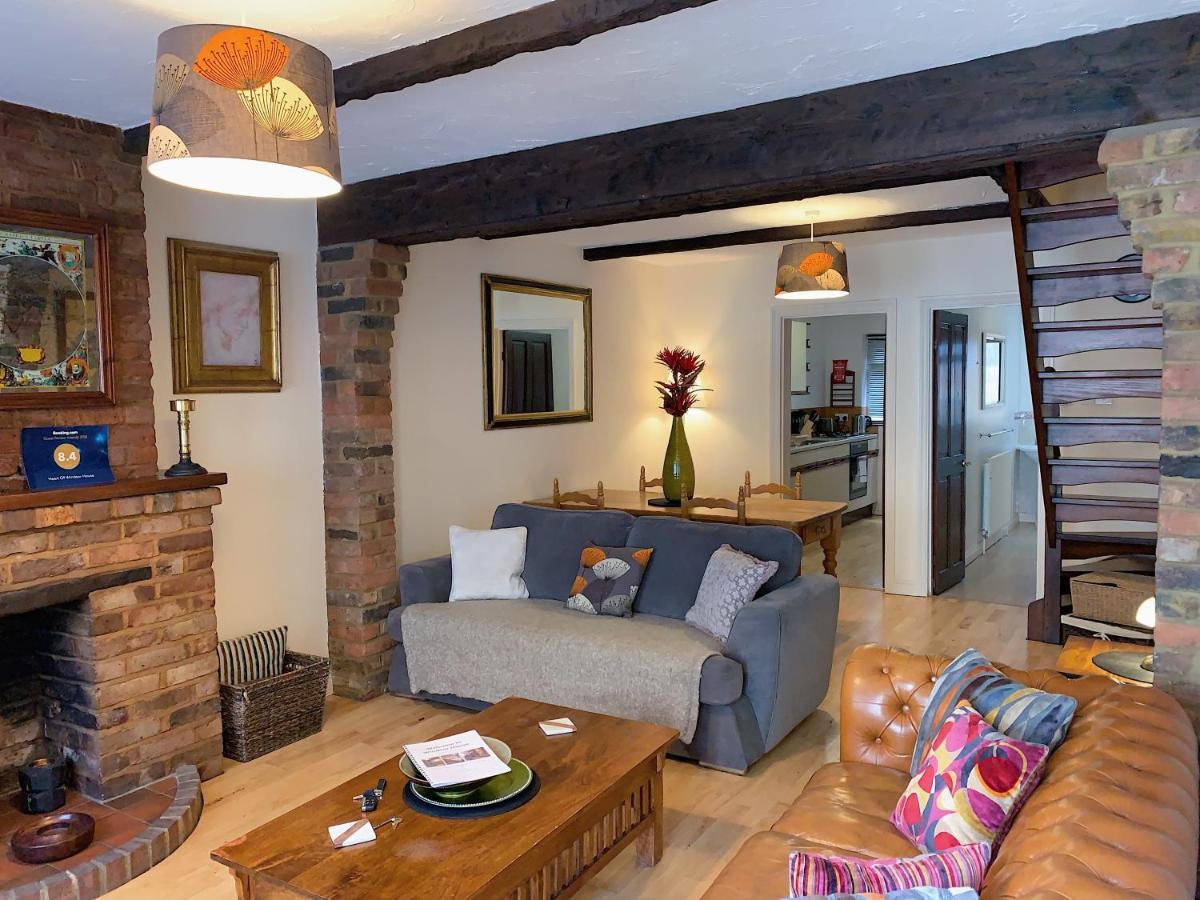 Cosy Central Windsor House Sleeps 4 Extérieur photo